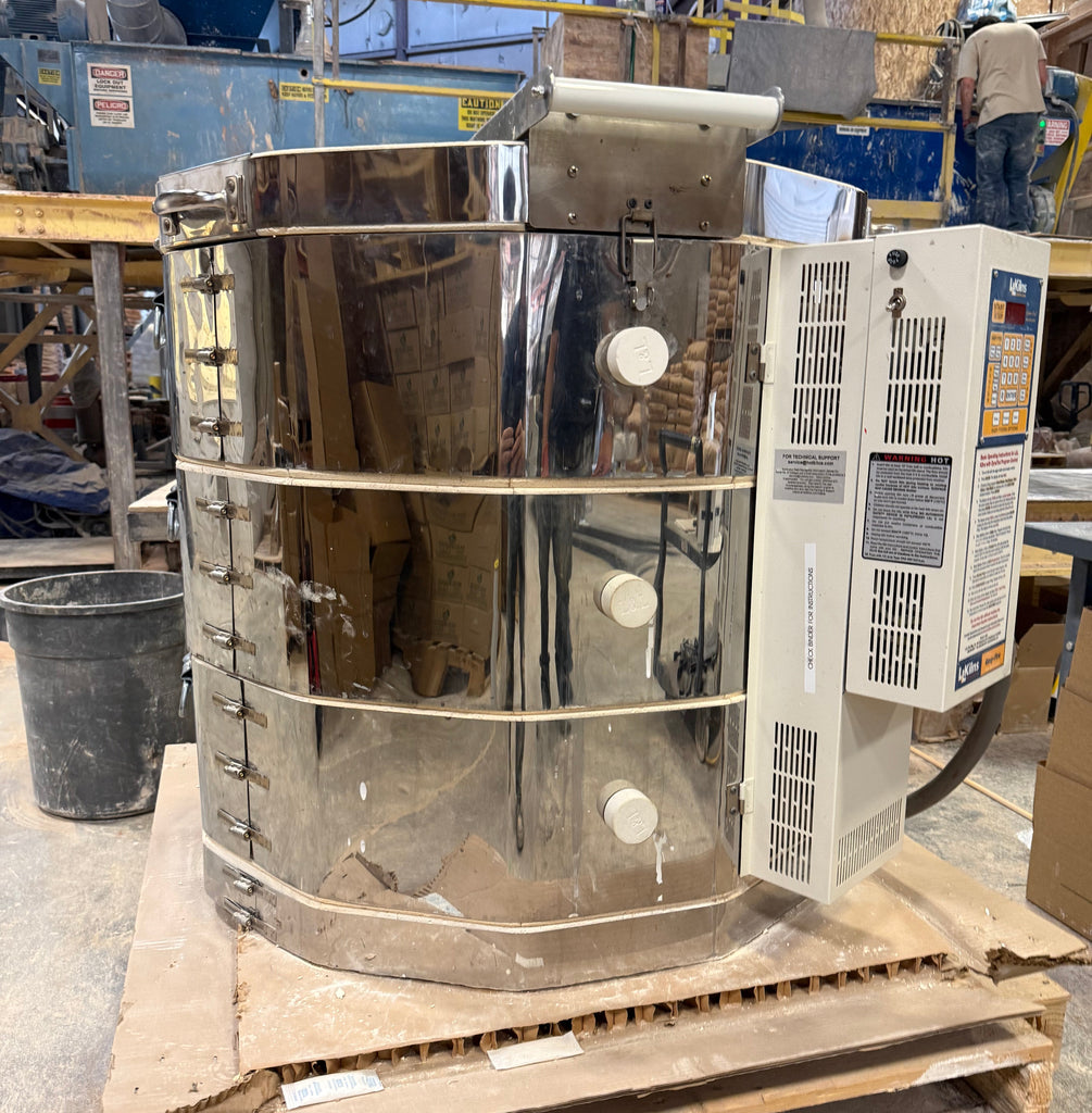 L&L e28T-3, 208V, 3 Phase Pottery Kiln - REFURBISHED