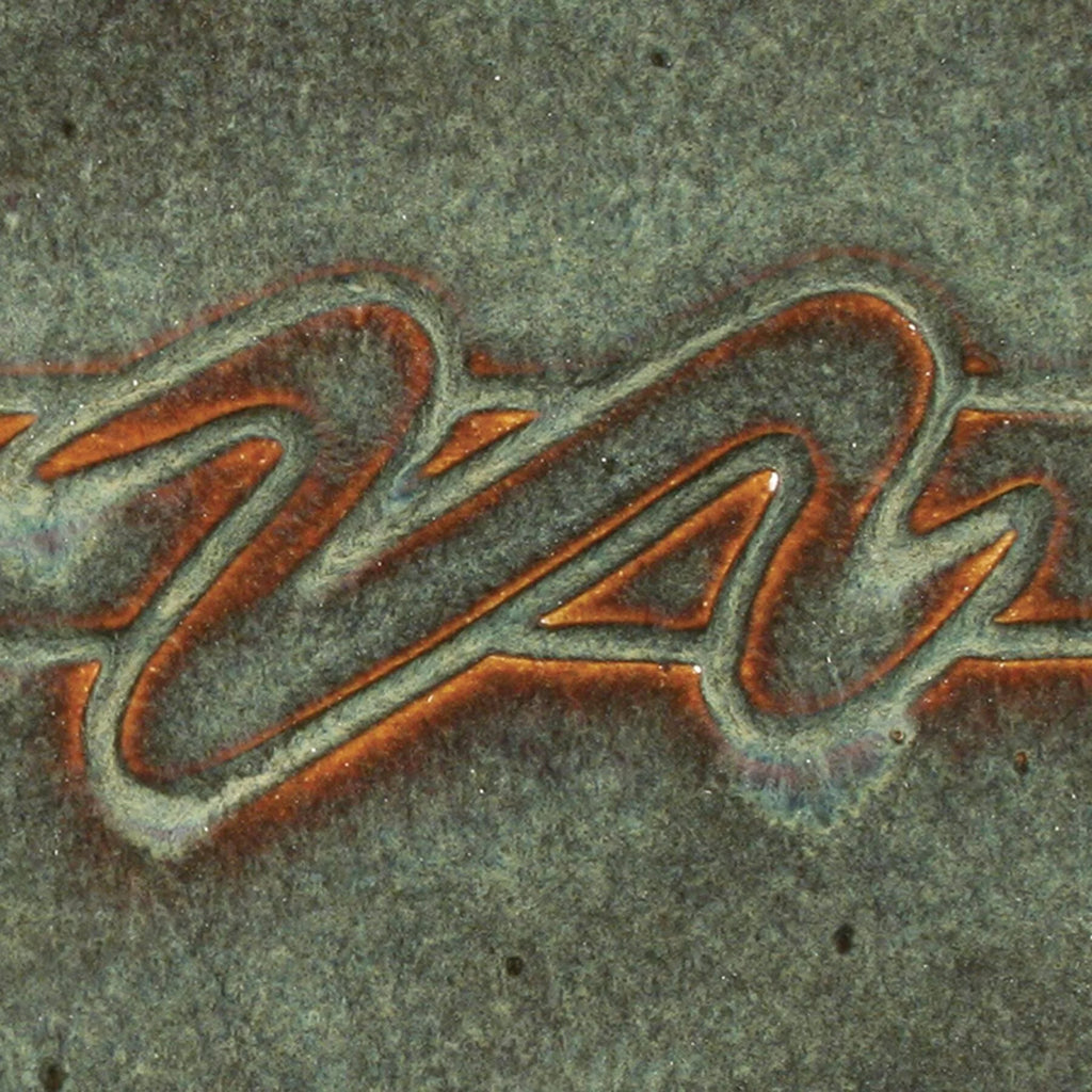 PC-33  Pt  Iron Lustre